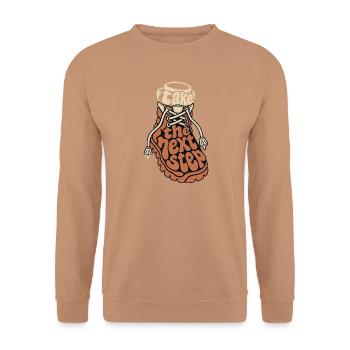Take the Next Step – Retro Sneaker Design - Unisex Pullover - Mocca - Vorne - Alina (178cm) & Michal (187cm)