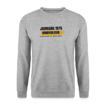 Jahrgang 1976 – handverlesen - Unisex Pullover - Weißgrau meliert - Vorne - Alina (178cm) & Michal (187cm)