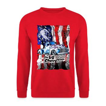 V8 Chevy Truck Patriotik - Unisex Pullover - Rot - Vorne - Alina (178cm) & Michal (187cm)