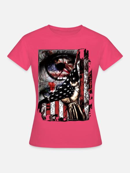 Flagge im Handgriff Kunst - Frauen T-Shirt - Azalea