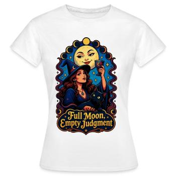 Vollmond Urteil: Hexe und Katze - Frauen T-Shirt - Weiß - Vorne - AI Model Female 172 dark (172cm)