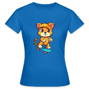 Lustiger Kawaii Cartoon Haustier spielt Skateboard - Frauen T-Shirt - Royalblau - Vorne - AI Model Female 172 dark (172cm)