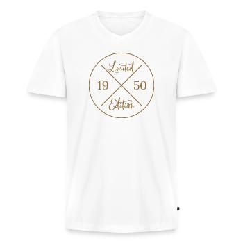 Limited Edition 1950 - Männer Premium Bio T-Shirt mit V-Ausschnitt - Weiß - Vorne - Nico (187cm)