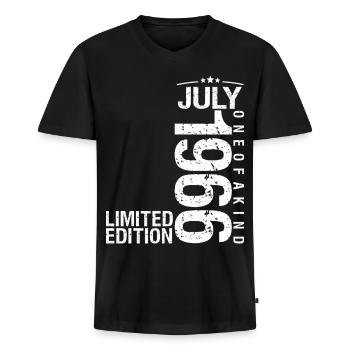 Juli 1966 Juli Geburtstag Juli 1966 - Männer Premium Bio T-Shirt mit V-Ausschnitt - Schwarz - Vorne - Nico (187cm)