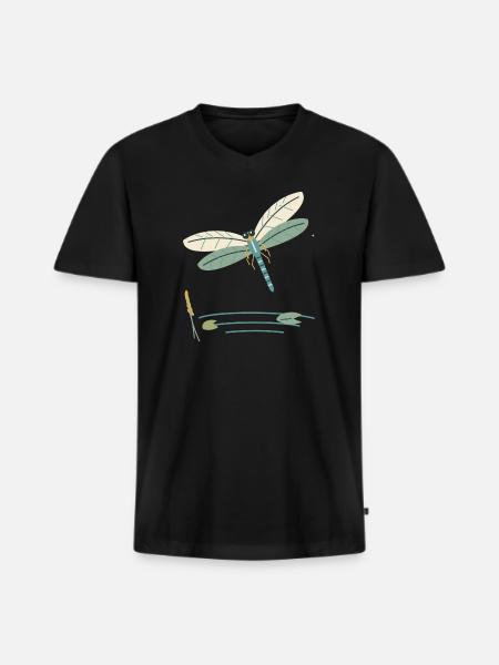 Libelle über einem Gartenteich - Männer Premium Bio T-Shirt mit V-Ausschnitt - Schwarz