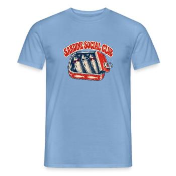 Sardine Social Club - Männer T-Shirt - Carolina Blue - Vorne - AI Model Male 178 light (178cm)