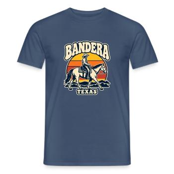Bandera Ranch Cowboy Sunset - Männer T-Shirt - Dunkles Denimblau - Vorne - AI Model Male 178 light (178cm)