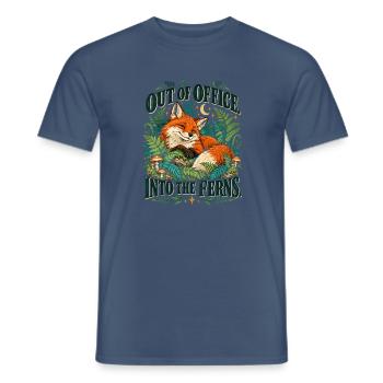 Out Of Office Into The Ferns Fuchs Im Farnwald - Männer T-Shirt - Dunkles Denimblau - Vorne - AI Model Male 178 light (178cm)