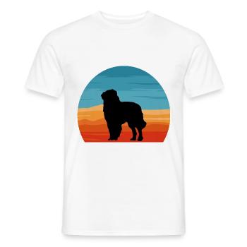 Karpaten Schäferhund Silhouette Retro Sonnenuntergang - Männer T-Shirt - Weiß - Vorne - AI Model Male 178 dark (178cm)