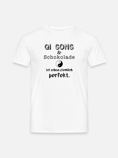 qi gong und schokolade - Männer T-Shirt - Weiß