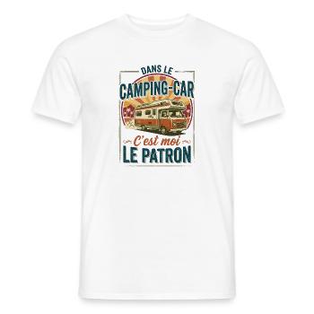 Im Wohnmobil bin ich der Chef - Männer T-Shirt - Weiß - Vorne - AI Model Male 178 dark (178cm)