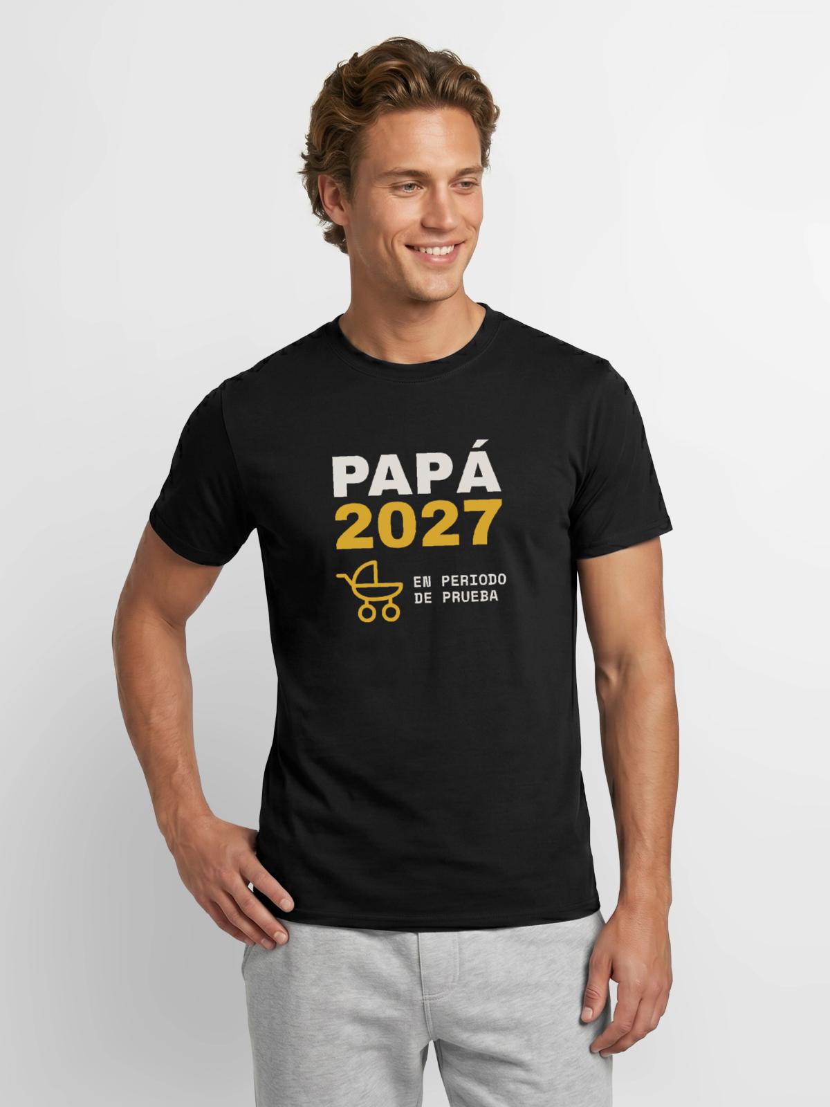 Papa 2027 - Männer T-Shirt - Schwarz - Vorne - AI Model Male 178 light (178cm)