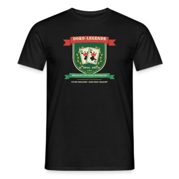 Doppelkopf Legende – Doko Kartenspiel Hochzeit - Männer T-Shirt - Schwarz - Vorne - AI Model Male 178 light (178cm)