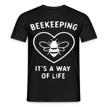 Bienenhaltung: Herz als Lebensweg - Männer T-Shirt - Schwarz - Vorne - AI Model Male 178 light (178cm)
