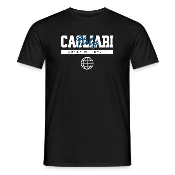 Cagliari Italien Koordinaten Reise Souvenir - Männer T-Shirt - Schwarz - Vorne - AI Model Male 178 light (178cm)