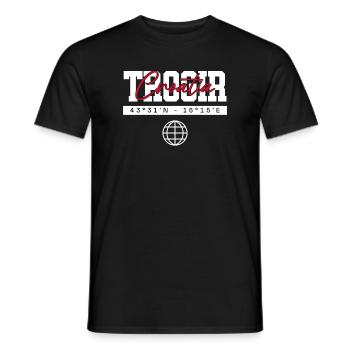 Trogir Kroatien Koordinaten Reise Souvenir - Männer T-Shirt - Schwarz - Vorne - AI Model Male 178 light (178cm)