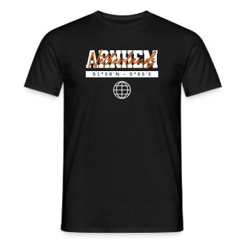Arnheim Niederlande Koordinaten Reise Souvenir - Männer T-Shirt - Schwarz - Vorne - AI Model Male 178 light (178cm)