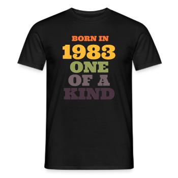 Geboren 1983: Einzigartiges Retro-T-Shirt - Männer T-Shirt - Schwarz - Vorne - AI Model Male 178 light (178cm)
