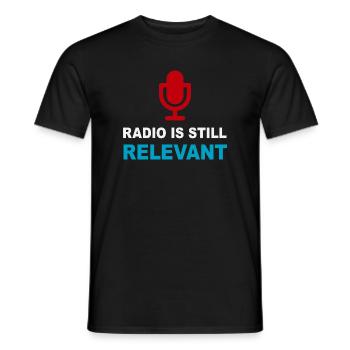 Radio noch relevant - Männer T-Shirt - Schwarz - Vorne - AI Model Male 178 light (178cm)