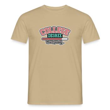 Universität Abschluss - Männer T-Shirt - Sandbeige - Vorne - AI Model Male 178 light (178cm)
