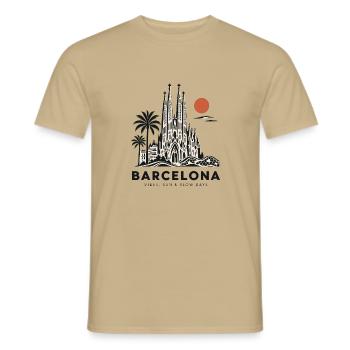Sagrada Familia Barcelona Skyline - Männer T-Shirt - Sandbeige - Vorne - AI Model Male 178 light (178cm)