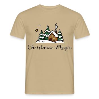 Christmas Magic – Winterliches Weihnachtshaus - Männer T-Shirt - Sandbeige - Vorne - AI Model Male 178 light (178cm)
