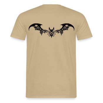 Tribal Fledermaus im Gothic Stil Vampir - Männer T-Shirt - Sandbeige - Hinten - AI Model Male 178 light (178cm)