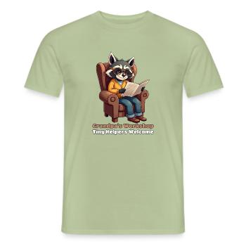 Grandpa's Workshop: Tiny Helpers Welcome - Männer T-Shirt - Sage - Vorne - AI Model Male 178 light (178cm)