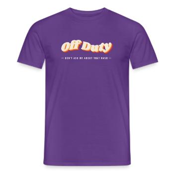 Außer Dienst, frag mich nicht nach diesem Ausschlag - Männer T-Shirt - Lila - Vorne - AI Model Male 178 light (178cm)