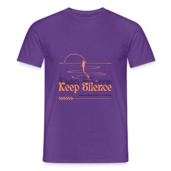 Keep Silence – Ruhe & Stille Vintage Design - Männer T-Shirt - Lila - Vorne - AI Model Male 178 light (178cm)