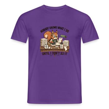Niemand weiß, was ich tue, bis ich es tu - Männer T-Shirt - Lila - Vorne - AI Model Male 178 light (178cm)