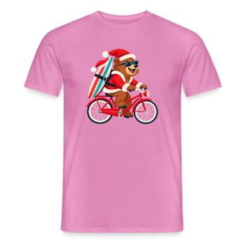 Bär auf dem Fahrrad mit Surfbrett   - Männer T-Shirt - Pink - Vorne - AI Model Male 178 dark (178cm)