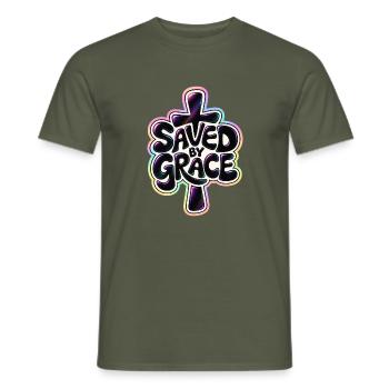 Saved by Grace – Christlicher Glaube Kreuz - Männer T-Shirt - Militärgrün - Vorne - AI Model Male 178 light (178cm)