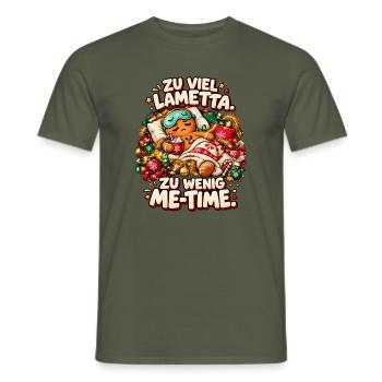 Zu viel Lametta, zu wenig Me-Time! Weihnachtsmotiv - Männer T-Shirt - Militärgrün - Vorne - AI Model Male 178 light (178cm)