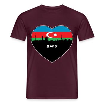 Baku Aserbaidschan Flagge Skyline Reise Souvenir - Männer T-Shirt - Ziegelrot - Vorne - AI Model Male 178 light (178cm)