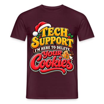 Tech Support Cookies: Holiday Debugger - Männer T-Shirt - Ziegelrot - Vorne - AI Model Male 178 light (178cm)