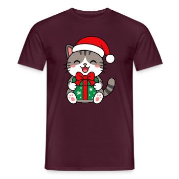 Kawaii-Katze mit Weihnachtsgeschenk - Männer T-Shirt - Ziegelrot - Vorne - AI Model Male 178 light (178cm)