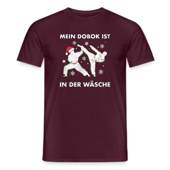 Mein Dobok Ist In Der Wäsche Taekwondo Weihnachten - Männer T-Shirt - Ziegelrot - Vorne - AI Model Male 178 light (178cm)