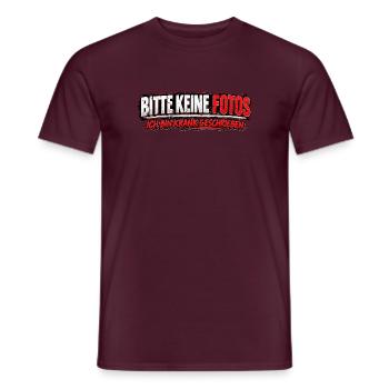 Bitte Keine Fotos Krank Geschrieben - Männer T-Shirt - Ziegelrot - Vorne - AI Model Male 178 light (178cm)