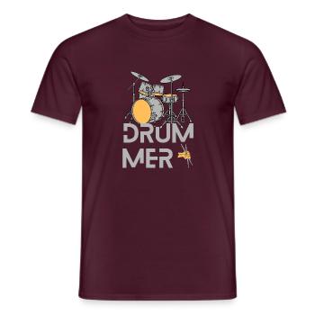 Drummer Schlagzeug Drumset Musikliebhaber Design - Männer T-Shirt - Ziegelrot - Vorne - AI Model Male 178 light (178cm)