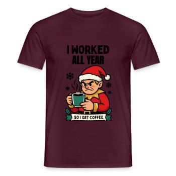 Grumpy Elf Kaffee-Realität - Männer T-Shirt - Ziegelrot - Vorne - AI Model Male 178 light (178cm)