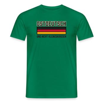 Ostdeutsch nicht kleinzukriegen Schwarz Rot Gold - Männer T-Shirt - Kelly Green - Vorne - AI Model Male 178 dark (178cm)