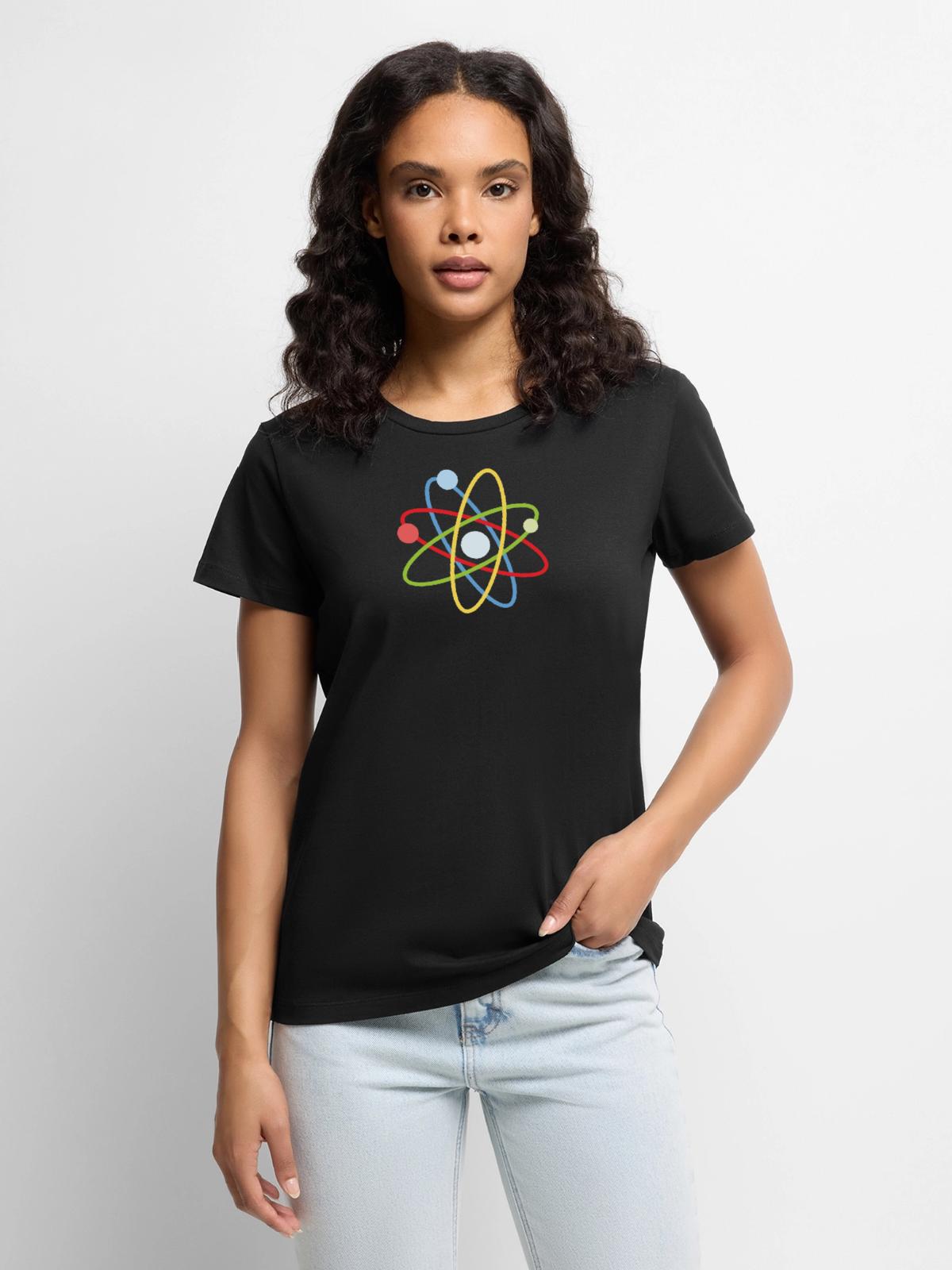 Atom - Frauen Premium Bio T-Shirt - Schwarz - Vorne - Selfina (174cm)