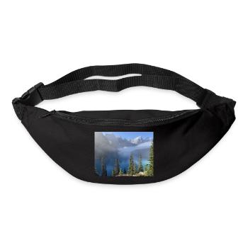 Bergsee im Nebelwald - Gürteltasche - Schwarz - Vorne
