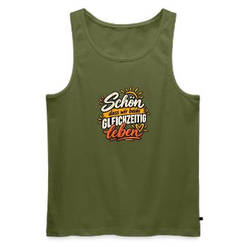 Schön, dass wir beide gleichzeitig leben - Männer Premium Bio Tank Top - Khaki - Vorne - Michal (187cm)