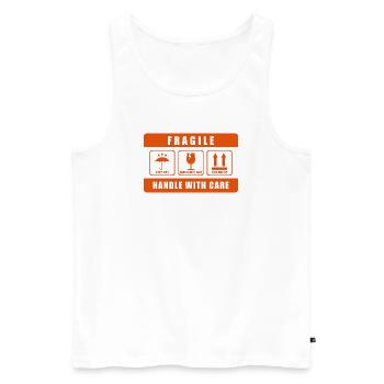Fragile Handle with Care Versandetikett - Männer Premium Bio Tank Top - Weiß - Vorne - Michal (187cm)
