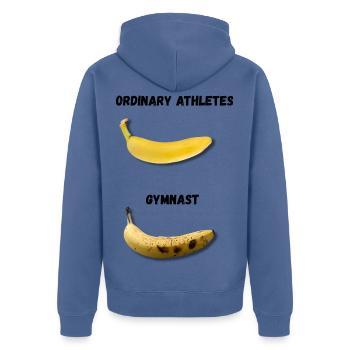  Ordinary Athletes vs Gymnast  - Unisex Premium Bio Zip Hoodie - Taubenblau - Hinten - Nico (187cm)