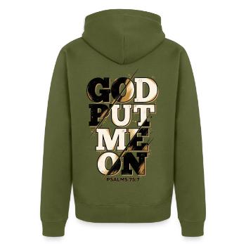 God Put Me On – Christliches Faith Statement - Unisex Premium Bio Zip Hoodie - Khaki - Hinten - Nico (187cm)