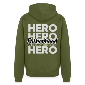 Fatherhood Hero – Papa Held Vater Geschenk - Unisex Premium Bio Zip Hoodie - Khaki - Hinten - Nico (187cm)