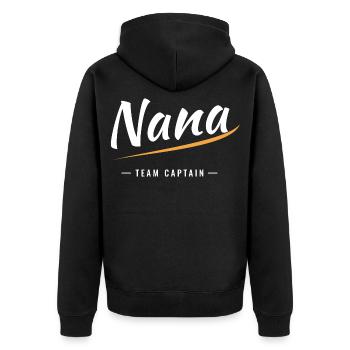 Nana Varsity Script Team Kapitän - Unisex Premium Bio Zip Hoodie - Schwarz - Hinten - Nico (187cm)